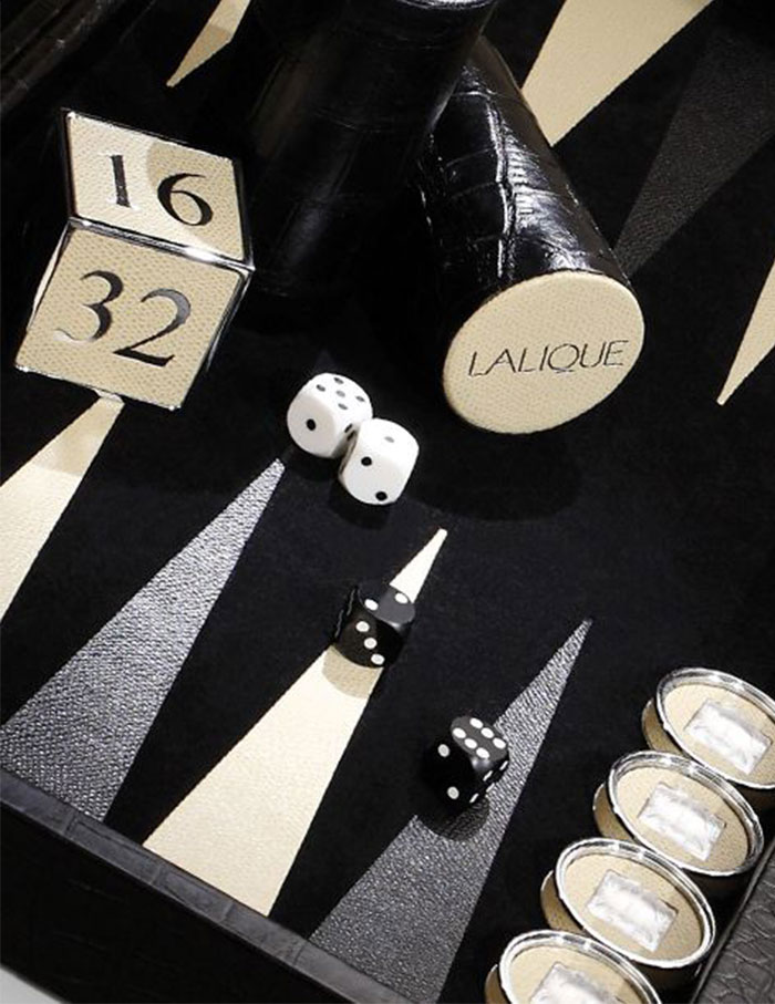 Masque De Femme Backgammon