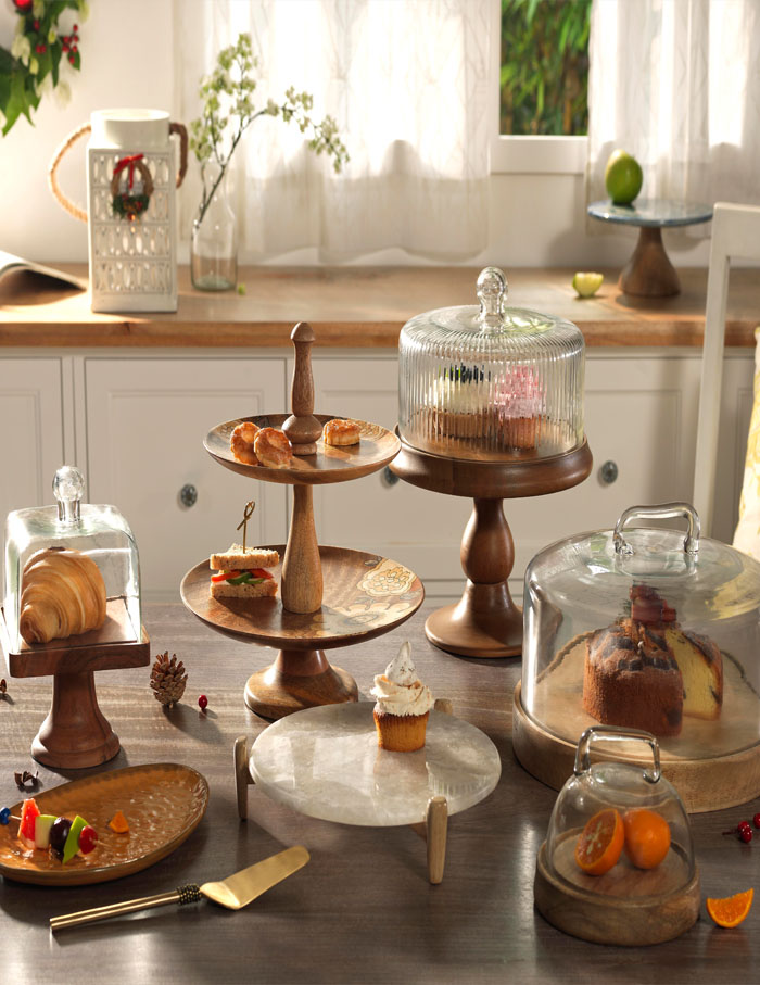 Wooden tabletop accessories by Ellementry