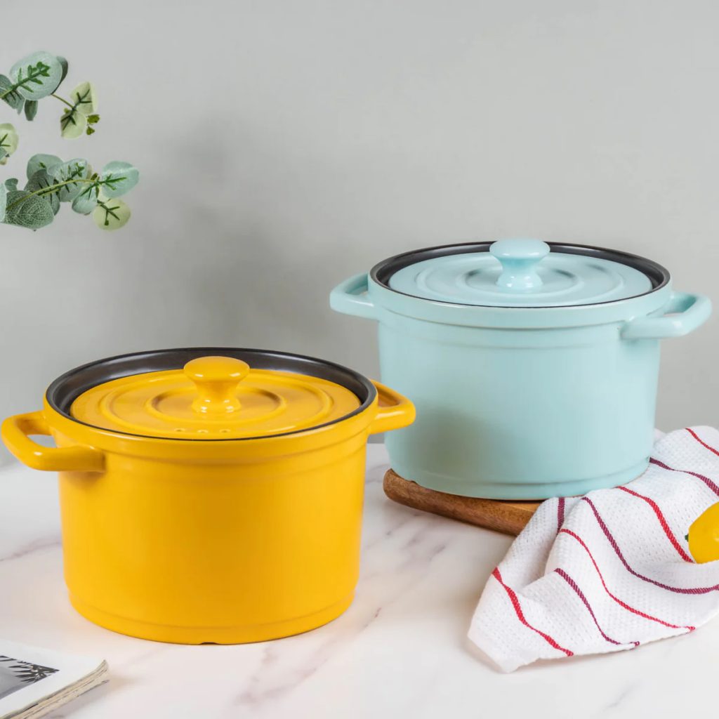 TALL COOKING POT