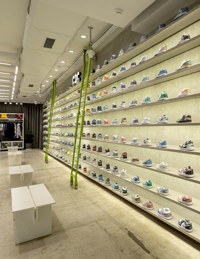 fashion sneaker stores india